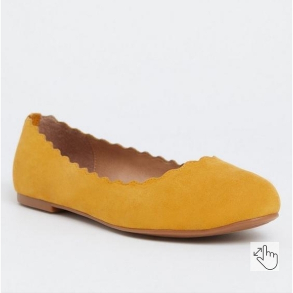 torrid Shoes - TORRID WOMENS FAUX SUADE SLIP ON SHOES SIZE 9.5 WIDE